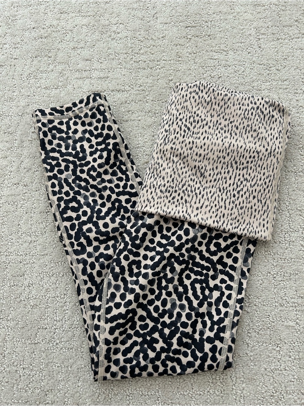 Lululemon Women’s Printed Leggings - Fun Style!